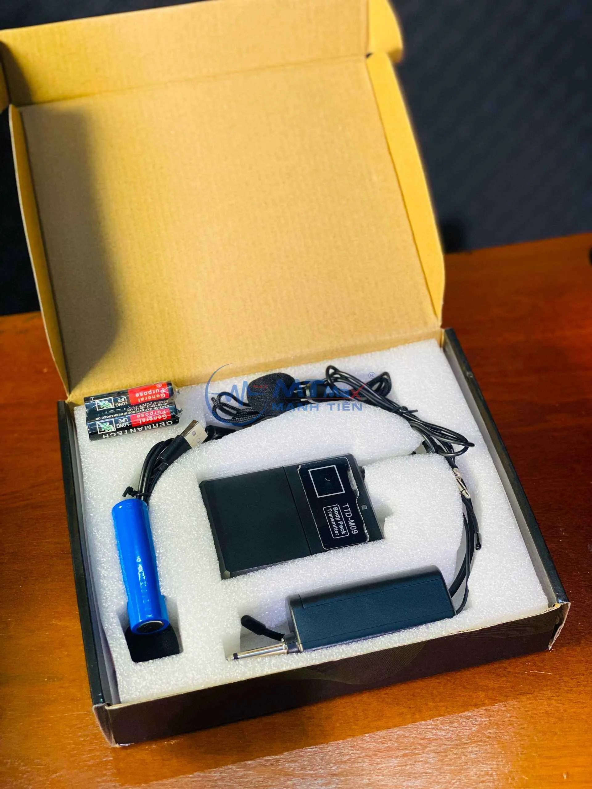 TTDM09 Wireless Head Microphone for Fitness Instructors