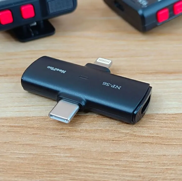 NeePho NP-56 Wireless Microphone – Compact design with Type C and Lightning connectivity