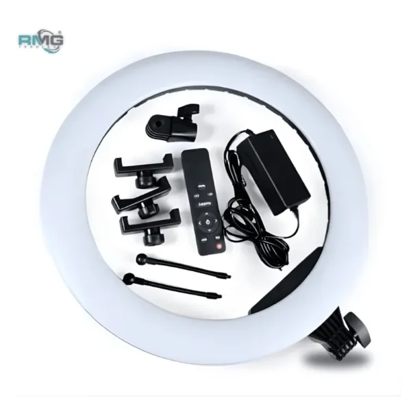 ring light with 3 phone holders