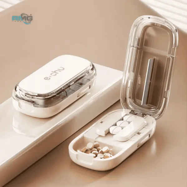 Adjustable pill cutter splitter
