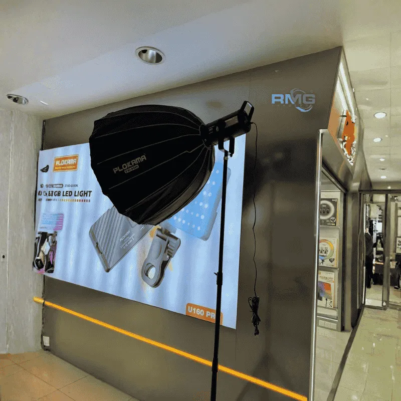 PLOKAMA 300W LED studio light with tripod